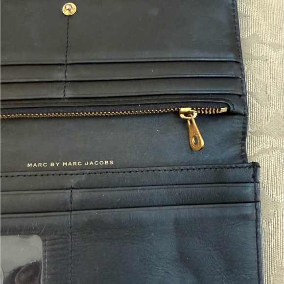 Marc Jacobs Wallet - Picture 11 of 13